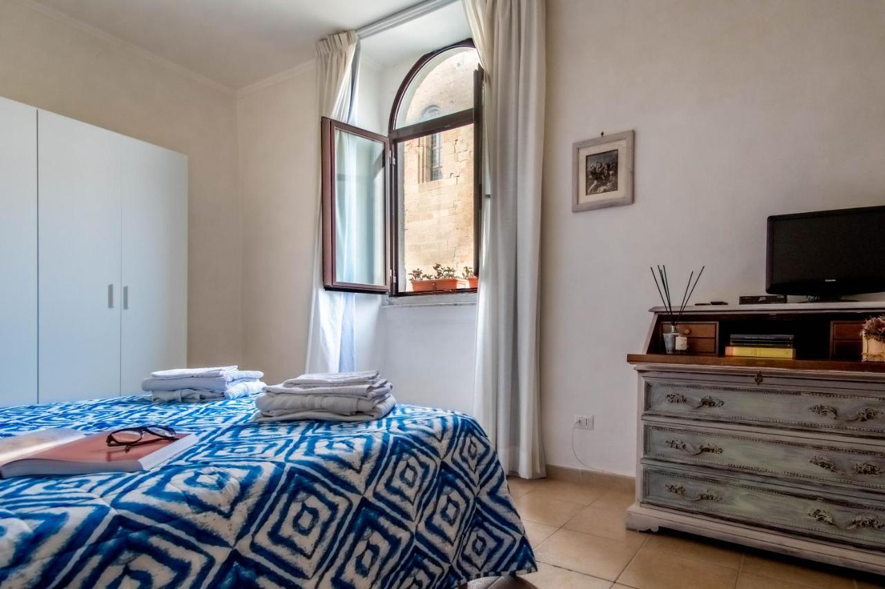 Appartamento Piazza Santa Maria Nuova Viterbo Eksteriør bilde