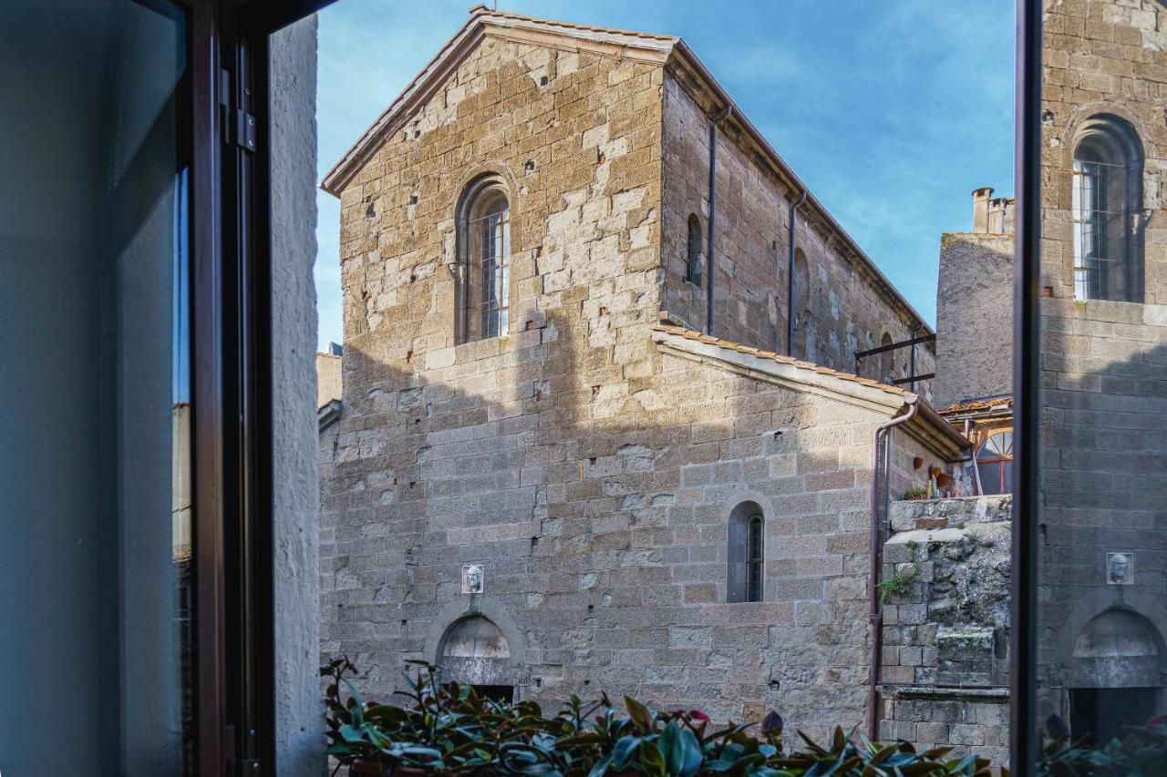 Appartamento Piazza Santa Maria Nuova Viterbo Eksteriør bilde